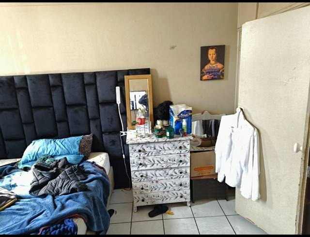 2 BEDROOM APARTMENT FOR SALE IN SUNNYSIDE